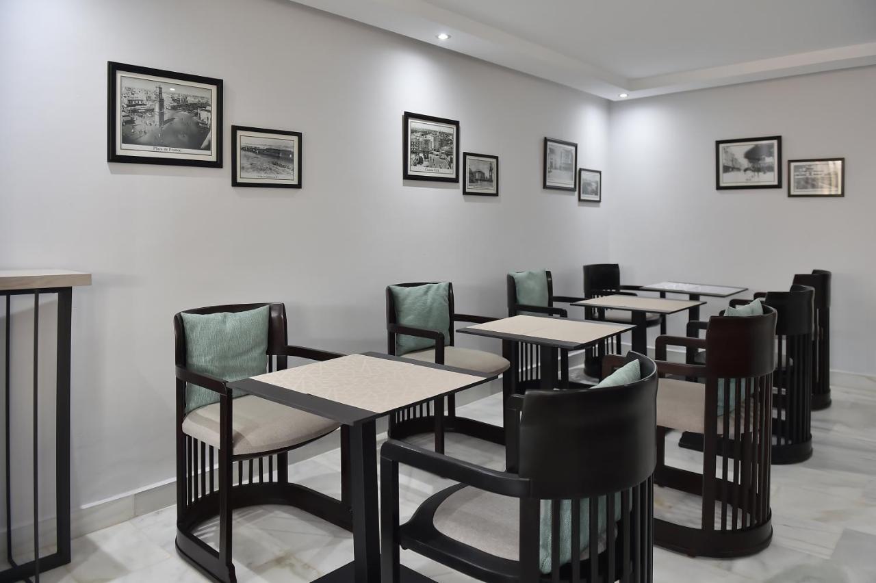 Le Yacht Suites Hotel Casablanca Bagian luar foto
